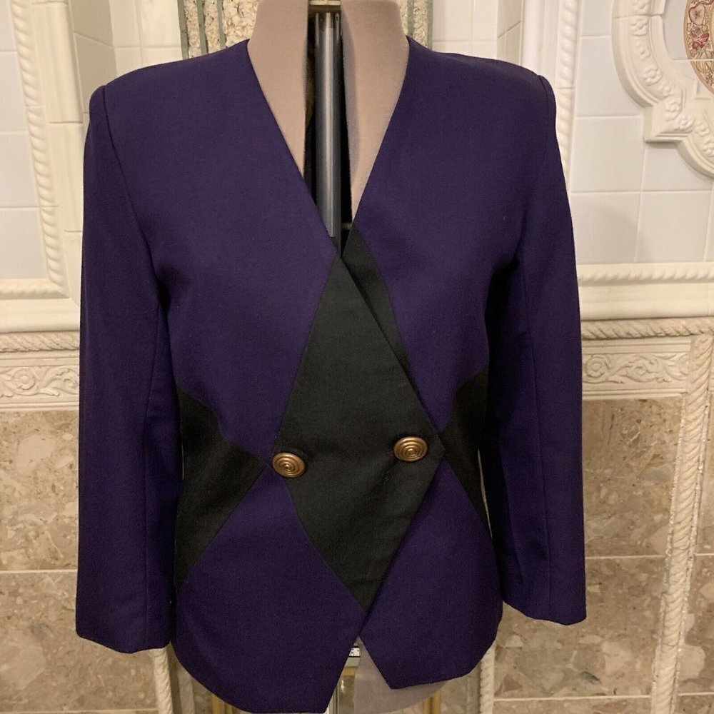 J P Fall. Size 14. 2 Tone Black and Purple Jacket. Lined. Long Sleeve. DB2.